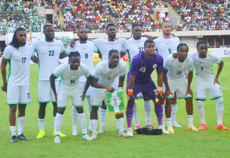 AFCON 2025 Kwalificatie: Amoo prijst Eguavoen en Super Eagles sterren na overwinning op Libië