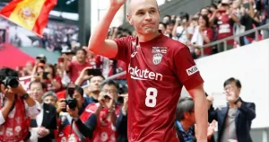 Iniesta staat op het punt om met pensioen te gaan van professioneel voetbal