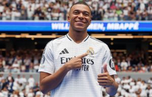 Mbappe wint de speler van de maand award van Real Madrid voor september