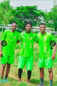 NPFL: Musa en Abdullahi trainen met Kano Pillars voorafgaand aan het treffen met Sunshine Stars