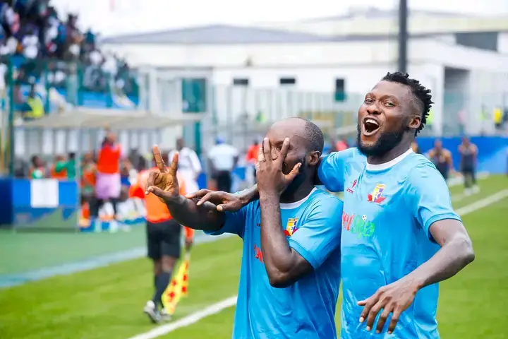 NPFL: Remo Stars heroveren de eerste plaats, Lobi Stars van Amokachi spelen gelijk uitwedstrijd