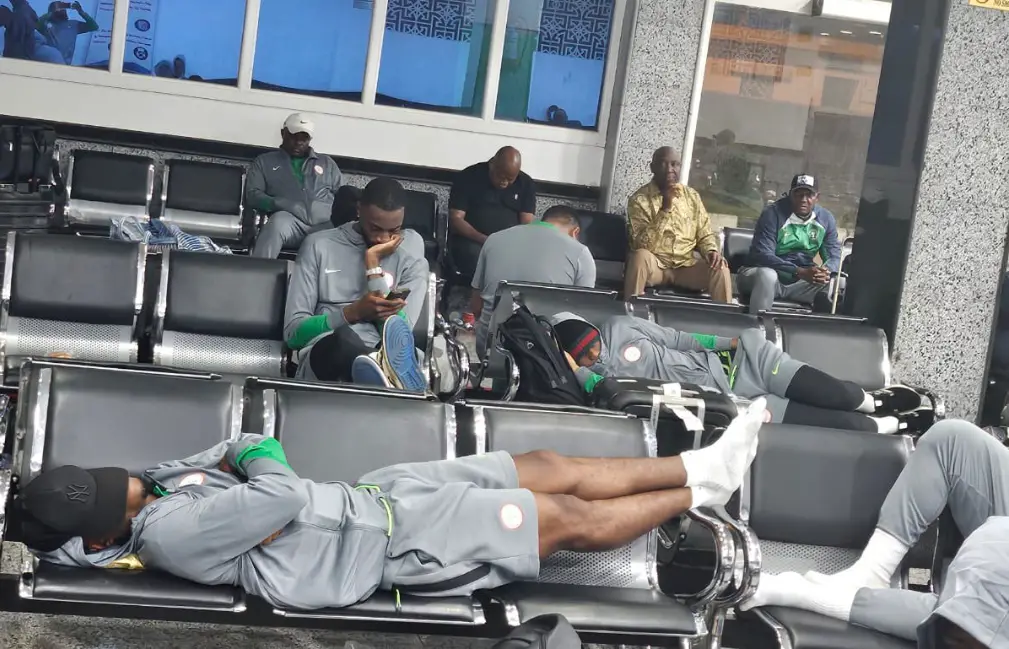 Pinnick: CAF zal binnenkort uitspraak doen over Super Eagles, Libië luchthaven saga