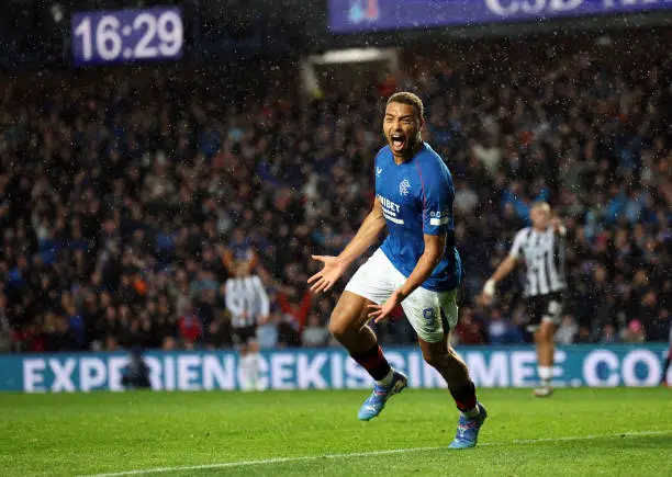 Trainer van Rangers prijst Dessers’ prestatie in overwinning op St Mirren