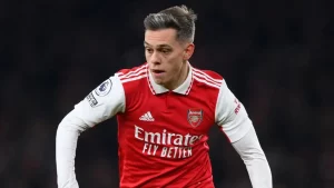 Arsenal blijft vasthouden aan positieve tactieken - Trossard