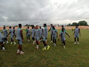 Buitenlandse professionals krijgen kans om te spelen op U-20 AFCON - Flying Eagles Coach Zubairu