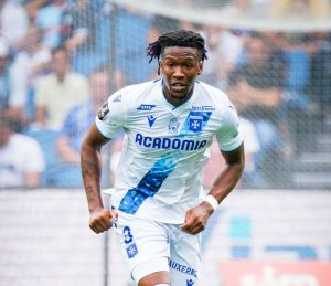 Ligue 1: Osho helpt Auxerre Marseille te verslaan op verplaatsing en verlengt ongeslagen reeks