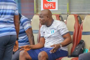 NPFL: Ogunbote streeft naar sterke finish terwijl Shooting Stars het opnemen tegen Kwara United.