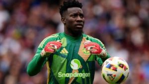 Taibi vertelt Onana dat hij niet goed genoeg is om voor Man United te spelen