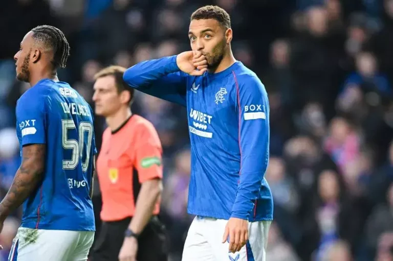 Balogun bekritiseert Rangers-fans vanwege gebrek aan respect voor Dessers