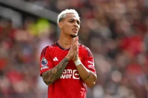 Betis bijna klaar met afronden van uitleenovereenkomst voor Man United mislukking