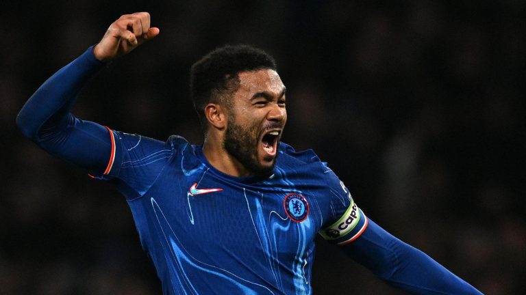 Chelsea moet leren om hun kansen te benutten – James