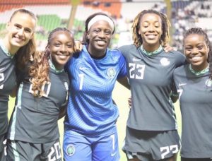 Doelvrouw van Super Falcons kondigt pensioen aan uit voetbal