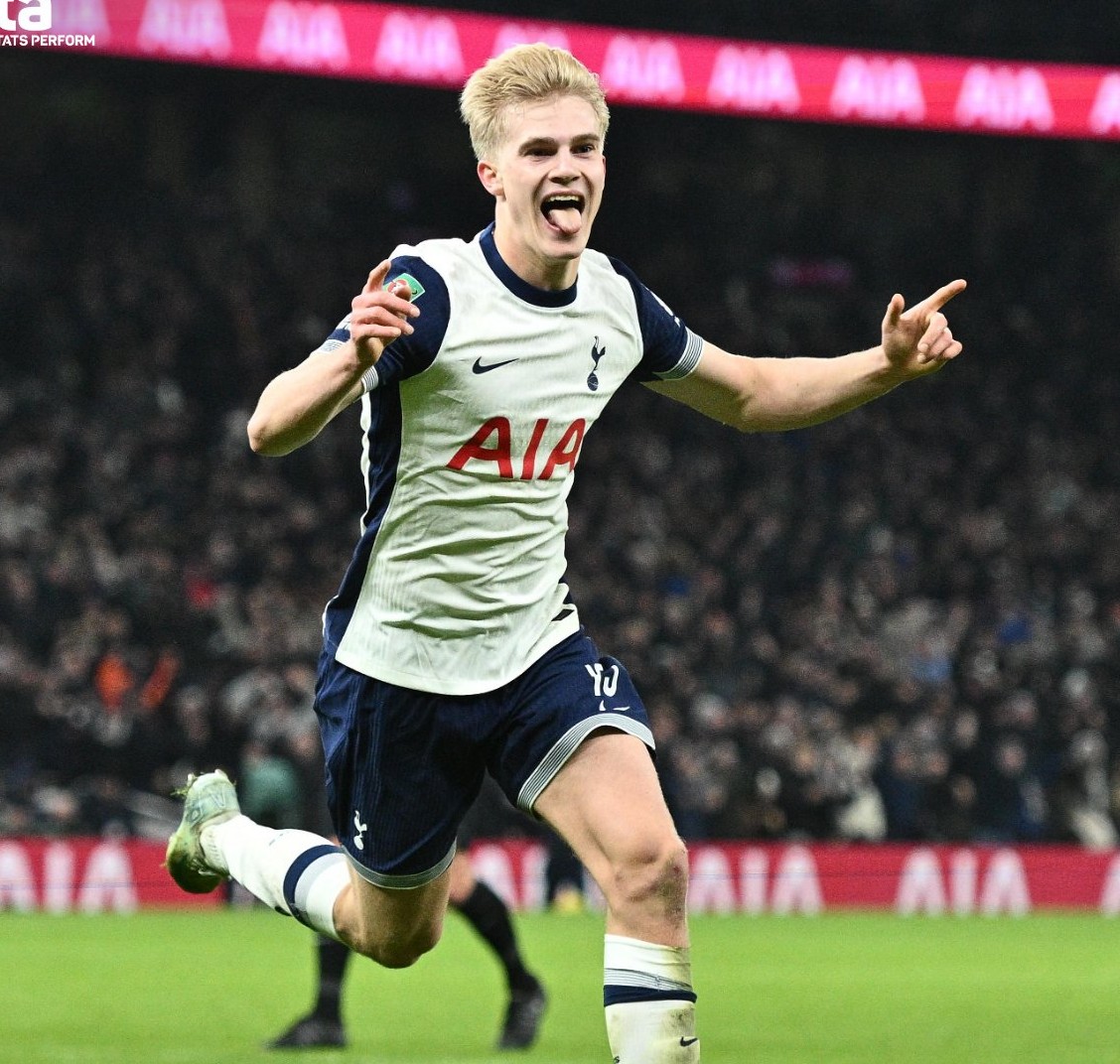 Halve finales Carabao Cup: Spurs verslaan Liverpool in eerste wedstrijd van tweeluik