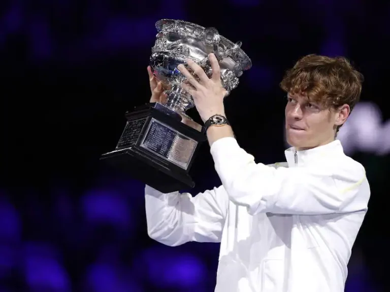 Zondaar behoudt Australian Open-titel, verslaat Zverev in finale