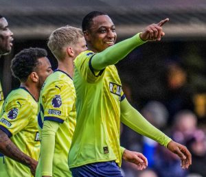 Aribo geniet van de overwinning van Southampton bij Ipswich Town