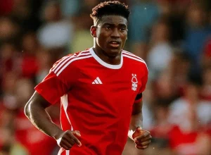 Awoniyi klaar om Newcastle United te confronteren - Forest-baas Santo