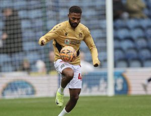 Dennis belooft Aiyegbeni na te bootsen bij Blackburn Rovers