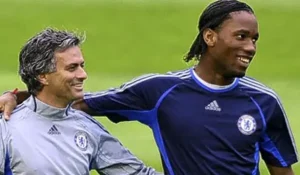 Drogba vertelt Galatasaray: Mourinho is niet racistisch