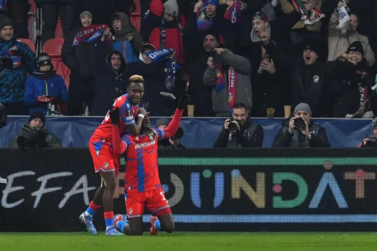 ‘Durosinmi vertelt over de moeilijke strijd met een blessure’