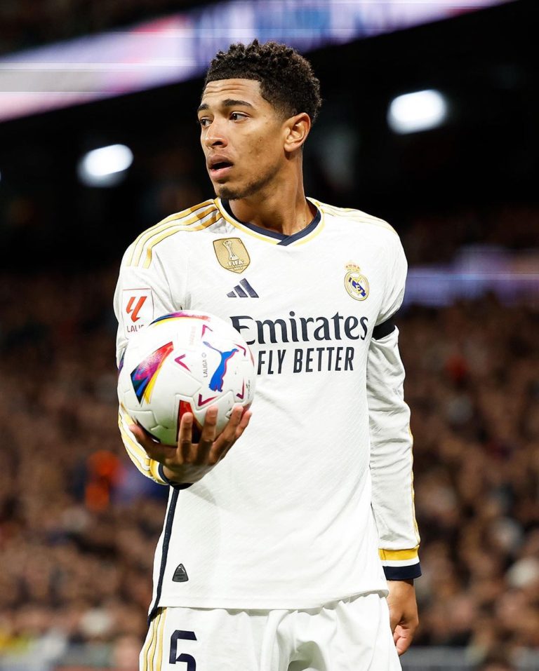 Ik heb de scheidsrechter nooit beledigd – Bellingham