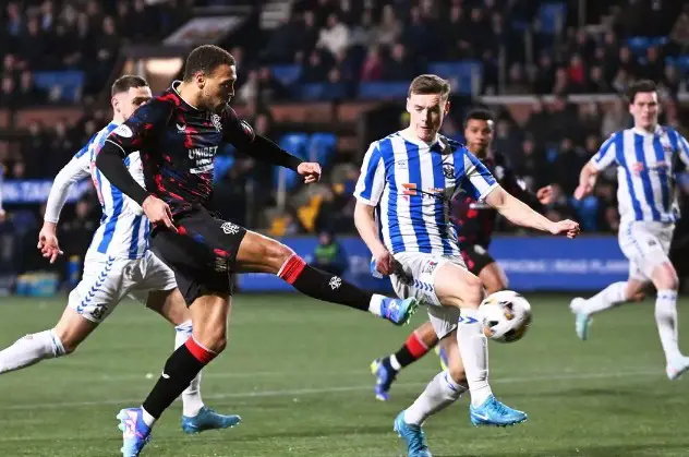 Manager van Rangers prijst Dessers' arbeidsethos in comeback-overwinning tegen Kilmarnock.