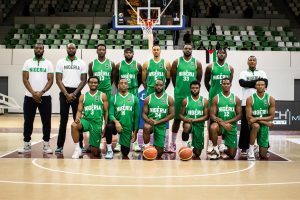 Mark juicht de kwalificatie van D'Tigers voor het AfroBasket-toernooi van 2025 toe.