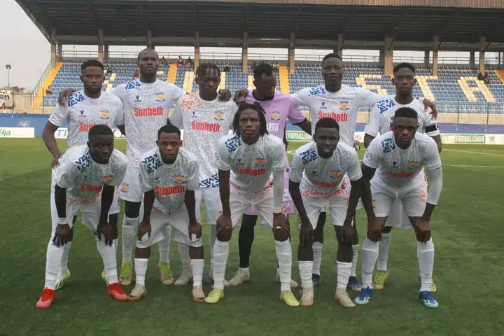 NPFL: Sunshine Stars Geven Technische Staf Drie-Wedstrijd Ultimatum