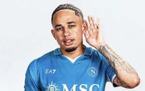 Okafor heeft tijd nodig om zich aan te passen aan de speelstijl van Napoli - Manna