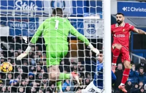 Salah vestigt opnieuw een Premier League-record in Merseyside Derby met Everton