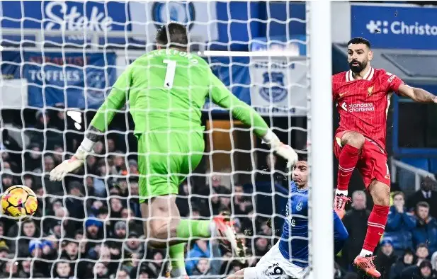 Salah vestigt opnieuw een Premier League-record in Merseyside Derby met Everton