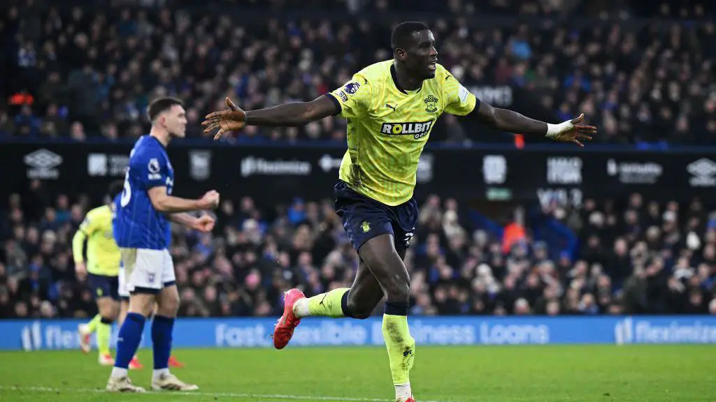 Southampton voorkwam dat Onuachu zich bij Trabzonspor voegde - Dogan