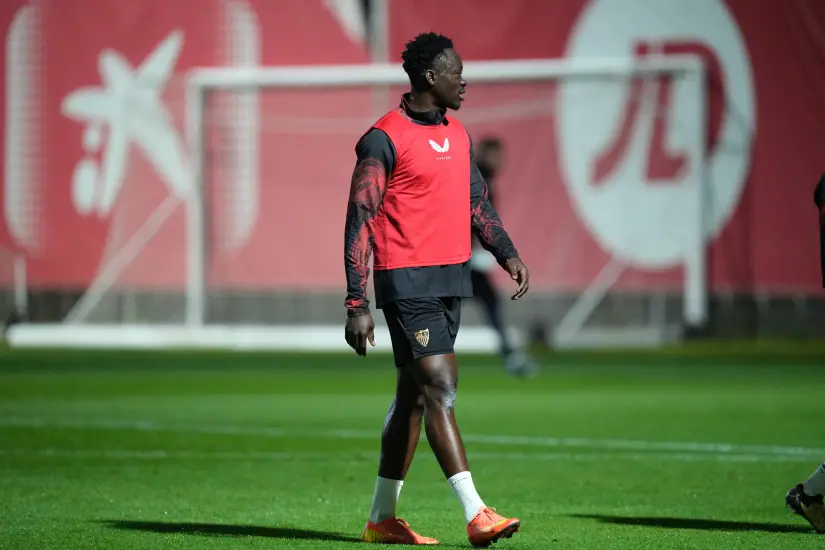 Adam herstelt snel van blessure - Sevilla baas Pimienta
