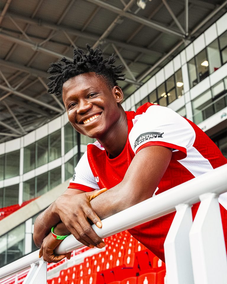 Afgerond: Belgische Club Royal Antwerp Tekent Nigeriaans Duo