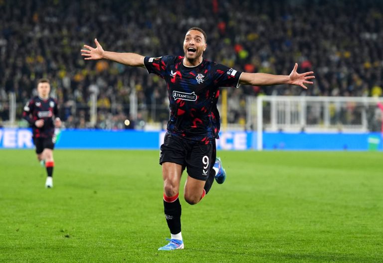 Dessers genoemd in het Europa League Team van de Week