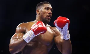 Hearn: Joshua moet kiezen tussen vechten tegen Dubois of Fury in juli