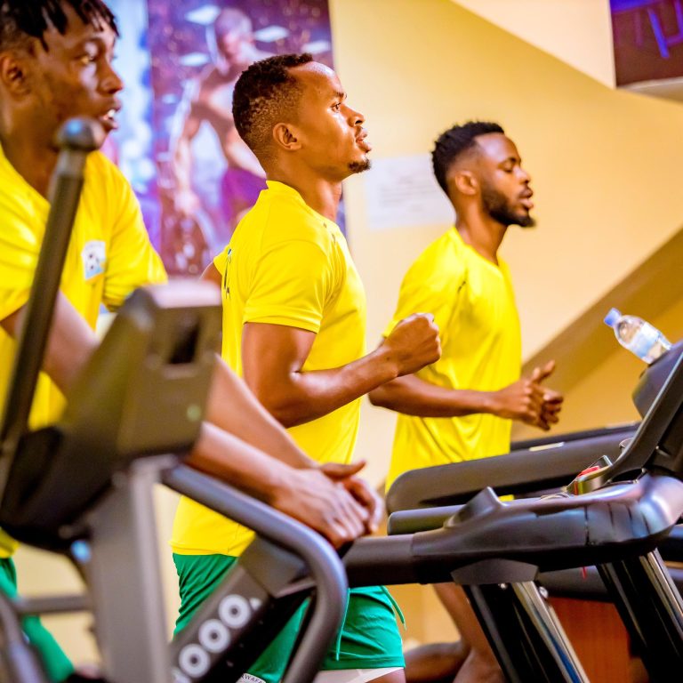 Rwandese middenvelder Manishimwe vastbesloten om tegen Super Eagles te spelen tijdens WK-kwalificatie 2026