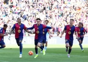 Barcelona maakt subtiele opmerking tegen Madrid na dramatische comeback overwinning tegen Celta Vigo.
