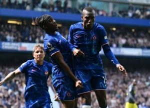Doelpunt van Jackson tegen Everton houdt Chelsea op koers voor kwalificatie voor de UCL