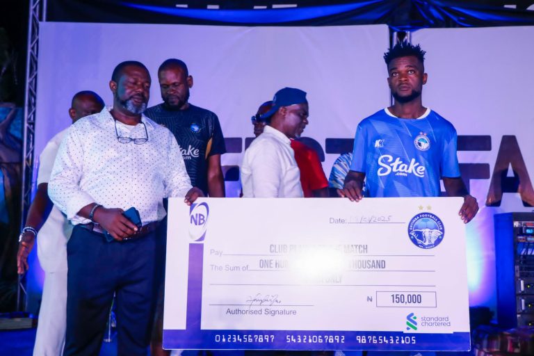 Enyimba-speler Nweke verheugd over NPFL Speler van de Wedstrijd Award; Zegt ‘Mijn beste moet nog komen’