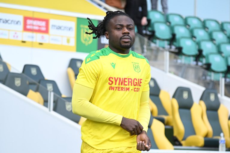 Everton bereidt bod voor op Super Eagles vleugelspeler