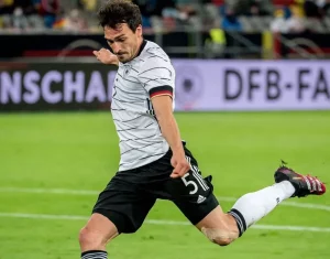 Hummels kondigt pensionering van voetbal aan