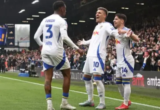 Leeds en Burnley gepromoveerd naar de Premier League