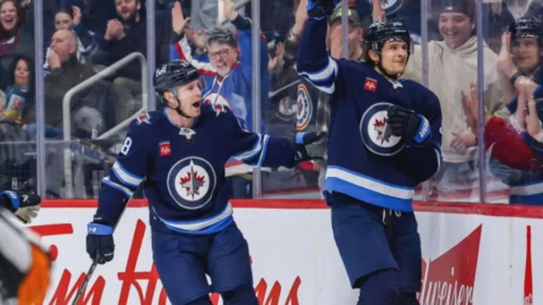 Montreal Canadiens Coach Martin St. Louis’ Positive Outlook Leads Team to Surprising NHL Playoff Berth