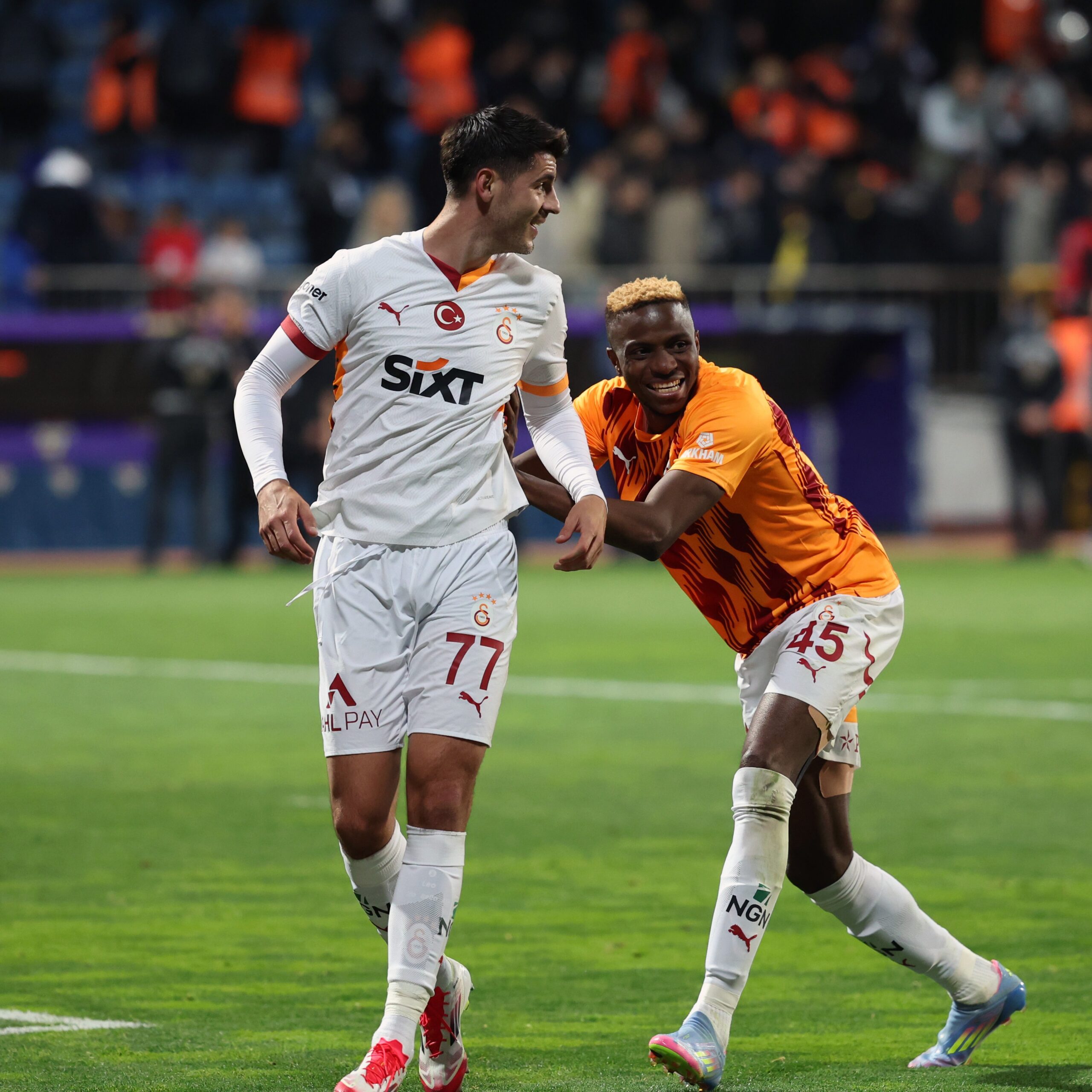 Morata noemt Osimhen een van 's werelds beste aanvallers