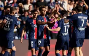 PSG gekroond tot Ligue 1 kampioenen met zes wedstrijden te gaan