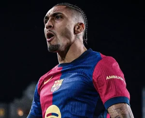 Raphinha maakt geschiedenis in de Champions League tijdens zesdoelpunten spektakel tussen Barcelona en Inter