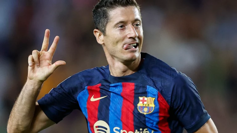 UCL: Flick vergelijkt Lewandowski met Ronaldo