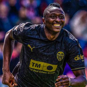 Valencia Coach Corberán staat Sadiq's speeltijd niet in de weg