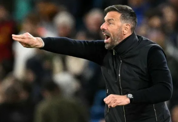 Van Nistelrooy wordt getipt om Leicester City te verlaten