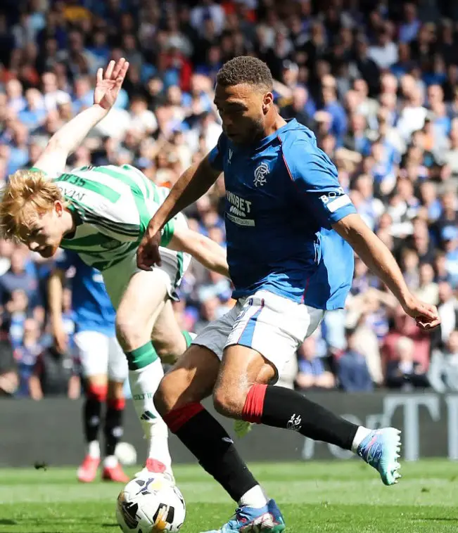 Dessers scoort zijn 22e doelpunt van het seizoen als Celtic Rangers dwingt tot 1-1 gelijkspel.
